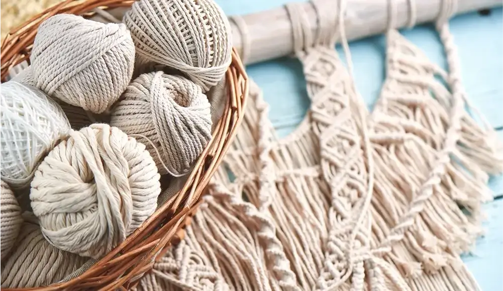 Filati naturali per macramè e forniture per uncinetto – cotone, canapa, lino